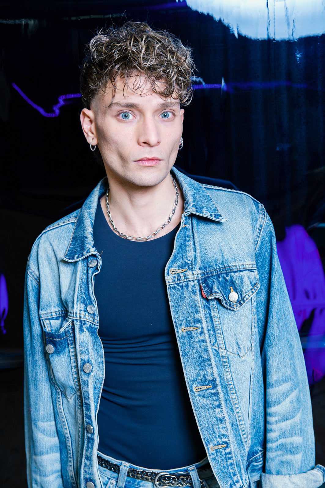 Porträtfoto von Oktay Önder, Förderpreisträger Schauspiel